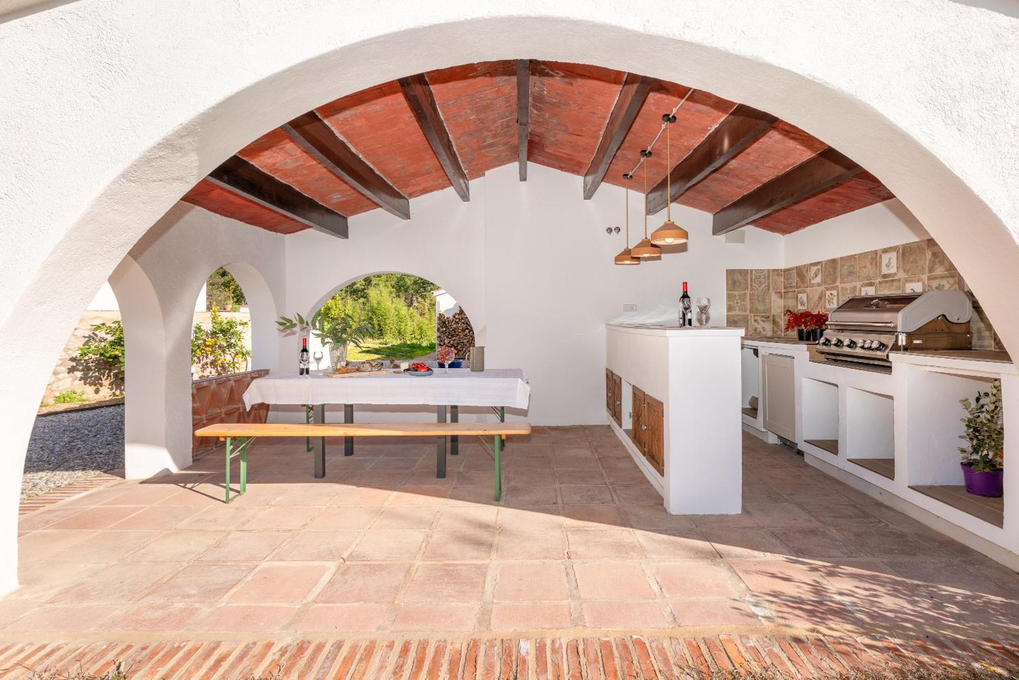 Apartment La Terraza - Grosszuegiges In Katalanischer Masia Sant Iscle De Vallalta